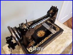 1917 Singer Sewing Machine 127 Hand Crank Sphinx with Base Heavy Duty