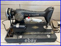 1925 Heavy Duty Vintage Singer 66 Sewing Machine Denim Leather Ornate Gold Black