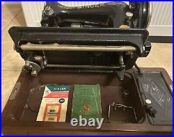Antique Vintage Heavy Duty Singer 99-13 Sewing Machine With Case & Book Key