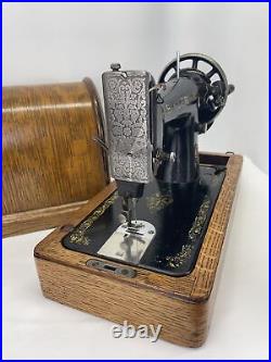 Antique Vtg 1916 Heavy Duty Singer 99K Hand Crank Sewing Machine & Bentwood Case