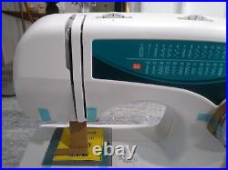Brother XL2600i Zig Zag Sewing Machine open Box Never used