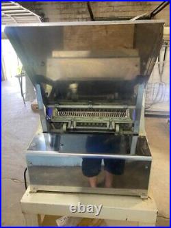 Omcan Hl-52006 Heavy Duty Commercial ½ Bread Slicer Machine With Berkel Stand
