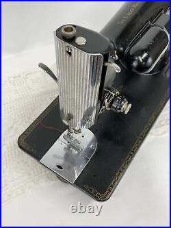 SERVICED Heavy Duty Vtg Singer 201 Sewing Machine Gear Driven For Denim Leather+