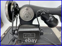 SERVICED Vtg Heavy Duty Singer 128 Sewing Machine 3/4Size Bentwood Case Godzilla
