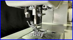 SINGER-4423-Heavy Duty Sewing Machine W Foot Pedal & Cover97 Stitch Applications