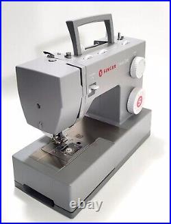 SINGER HD6380M Heavy Duty Sewing Machine Excellent Condition