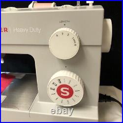 Singer 4411 Heavy Duty Sewing Machine Grey