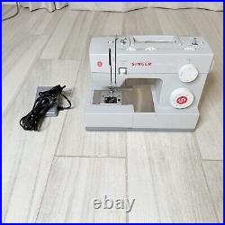 Singer 4423 Heavy Duty Sewing Machine