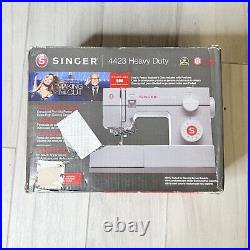 Singer 4423 Heavy Duty Sewing Machine