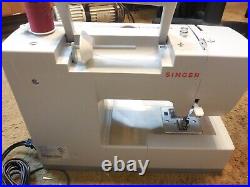 Singer 4423 Heavy Duty Sewing Machine with Foot Pedal and Dust Cover