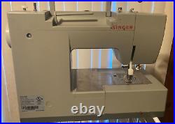 Singer 4452 Heavy Duty Mechanical Sewing Machine (SLIGHTLY USED!)