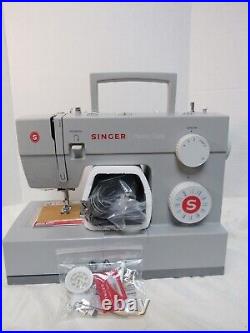 Singer 44S Heavy Duty 97 Stitch Applications Sewing Machine in Open Original Box