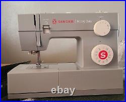 Singer 44S Heavy Duty Sewing Machine 97 Stitch Applications