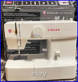 Singer 44S Heavy Duty Sewing Machine Used with Wear & Tear (SEE DESCRIPTION)