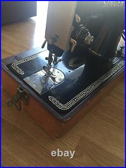 Singer 99K Heavy Duty Vintage Sewing Machine