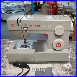 Singer Heavy Duty 4462 Sewing Machine