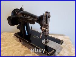 Superb 1936 Singer Sewing Machine 15-91 Potted Motor Fully Tested Heavy Duty