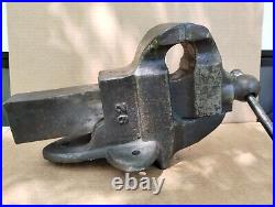 Vintage Athol Machine Co 92 Bench Vise Heavy Duty Clean Vice Wow