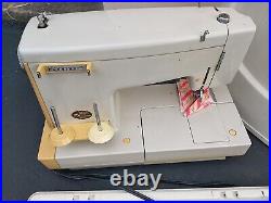 Vtg Sears KENMORE 158. Sewing Machine Convertible 1690 Heavy Duty ZIG ZAG